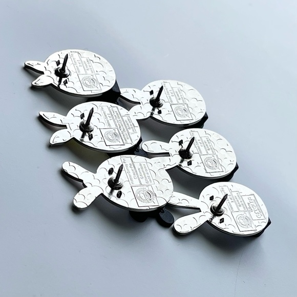 Disney Pin 2023 Rabbit Eggs Hidden Mickey Cast Mystery Complete Set W/Completer - Picture 6 of 8